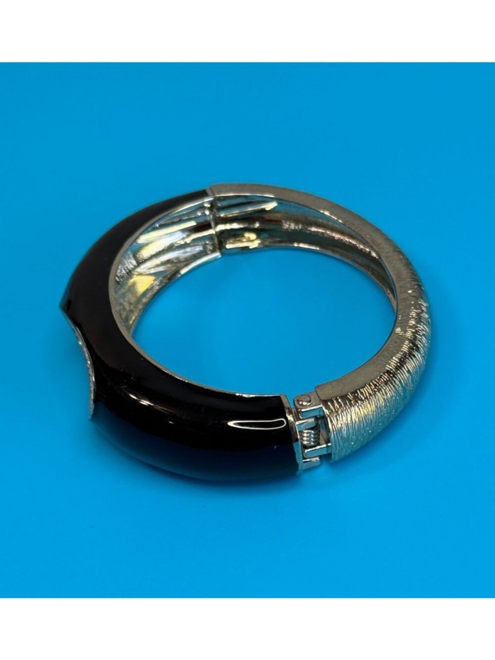 Black Enamel Pave Sparkling Crystals Hinged Bangle Bracelet 7" Luxury Statement - Picture 6 of 6